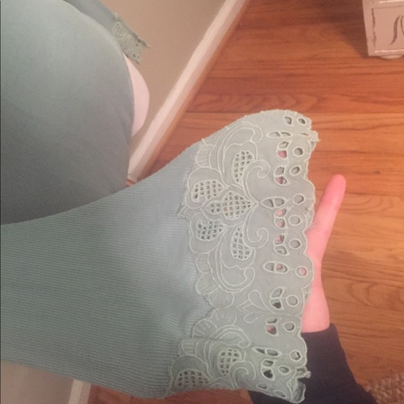 Beautiful mint/turquoise bodysuit - Picture 5 of 7